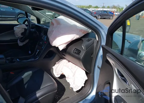 2015 Chevrolet Volt z USA, uszkodzony, nr VIN 1G1RD6E48FU109553